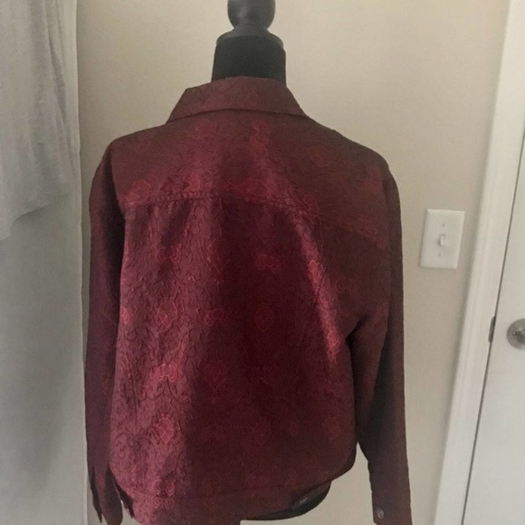 J Jill Red Floral Jacquard Embossed Trucker Jacket - Picture 2 of 4